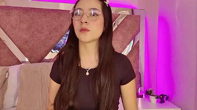 Susa1userma  online show from March 12, 2026, 11:38 am