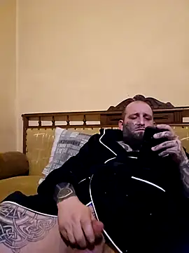 Snapshot of TattooedDick92 chatting on January 2, 2025, 2:35 pm TattooedDick92 online show from January 2, 2025, 2:35 pm