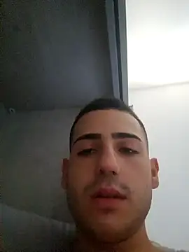 Nicolas3091 online show from July 17, 2026, 7:15 am
