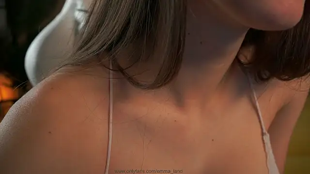 emma land online show from December 18, 2025, 7:20 pm