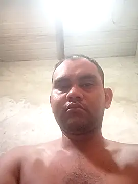 travieso2893 online show from March 4, 2025, 11:40 am