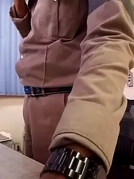 Snapshot of EnriquePersian197 chatting on January 9, 2025, 7:50 pm EnriquePersian197 online show from January 9, 2025, 7:50 pm