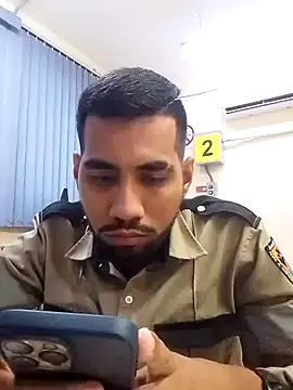 Snapshot of EnriquePersian197 chatting on January 15, 2025, 1:12 am EnriquePersian197 online show from January 15, 2025, 1:12 am