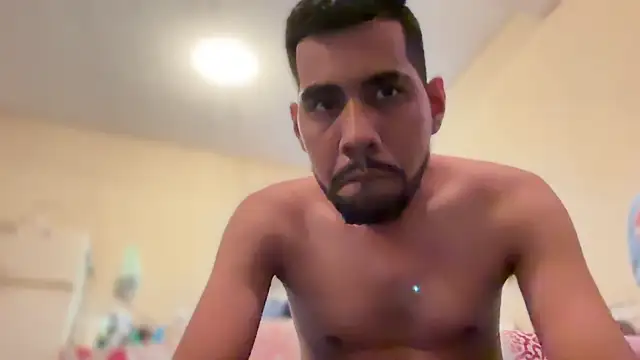 Snapshot of EnriquePersian197 chatting on January 15, 2025, 10:57 pm EnriquePersian197 online show from January 15, 2025, 10:57 pm