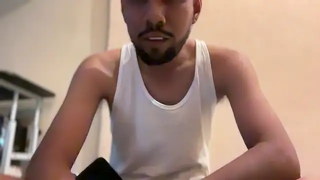 Snapshot of EnriquePersian197 chatting on January 18, 2025, 7:15 pm EnriquePersian197 online show from January 18, 2025, 7:15 pm