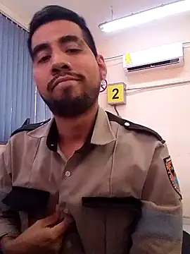 Snapshot of EnriquePersian197 chatting on February 20, 2025, 5:51 pm EnriquePersian197 online show from February 20, 2025, 5:51 pm