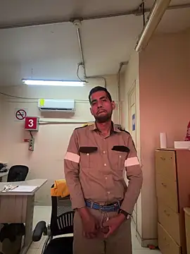 EnriquePersian197 online show from February 13, 2026, 12:17 am