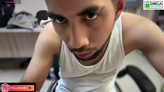 EnriquePersian197 online show from April 4, 2026, 6:00 am