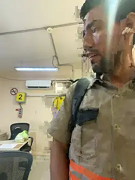 EnriquePersian197 online show from April 29, 2026, 12:09 pm