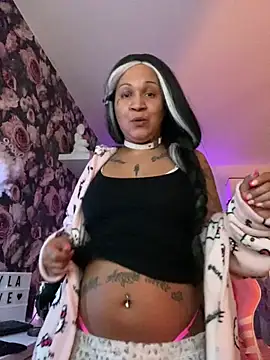 Jaylaloveofficial online show from February 23, 2026, 8:06 pm