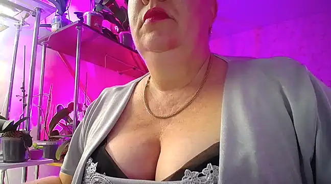 Snapshot of _Sweet_Woman chatting on January 24, 2025, 1:36 pm  Sweet Woman online show from January 24, 2025, 1:36 pm
