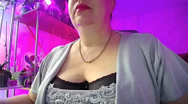 Snapshot of _Sweet_Woman chatting on February 4, 2025, 3:54 am  Sweet Woman online show from February 4, 2025, 3:54 am