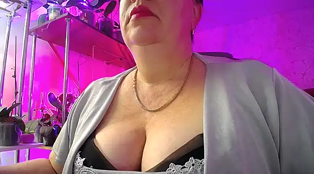 Snapshot of _Sweet_Woman chatting on February 8, 2025, 12:50 pm  Sweet Woman online show from February 8, 2025, 12:50 pm