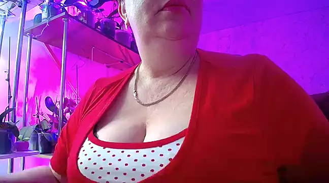 Snapshot of _Sweet_Woman chatting on February 11, 2025, 4:11 am  Sweet Woman online show from February 11, 2025, 4:11 am