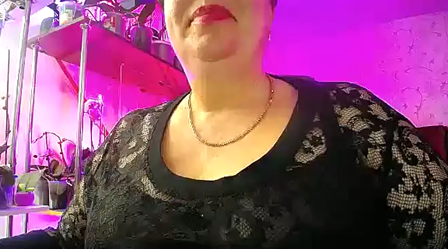 Snapshot of _Sweet_Woman chatting on February 15, 2025, 11:39 am  Sweet Woman online show from February 15, 2025, 11:39 am