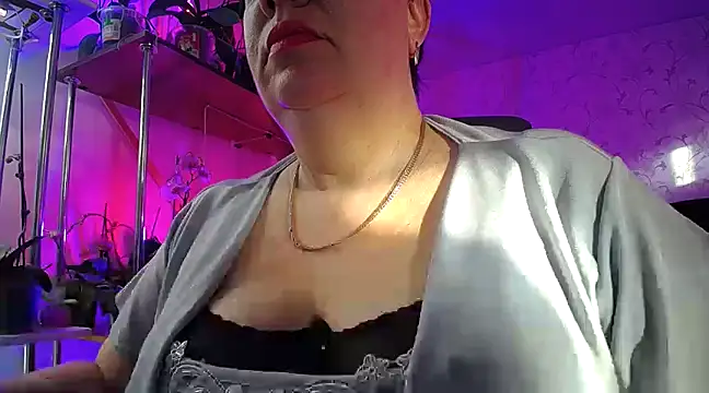 Snapshot of _Sweet_Woman chatting on February 19, 2025, 1:39 pm  Sweet Woman online show from February 19, 2025, 1:39 pm