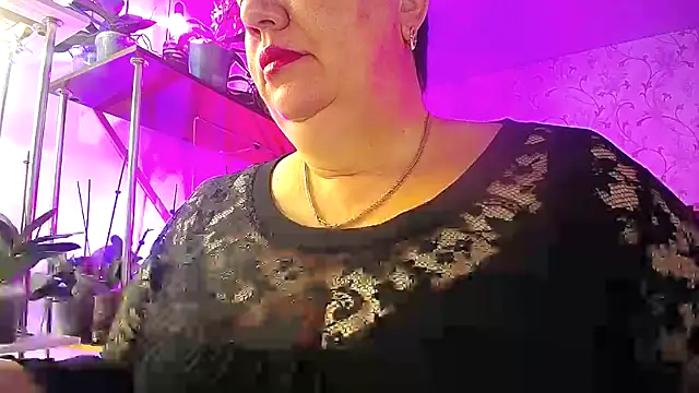Snapshot of _Sweet_Woman chatting on October 14, 2025, 4:24 am  Sweet Woman online show from October 14, 2025, 4:24 am