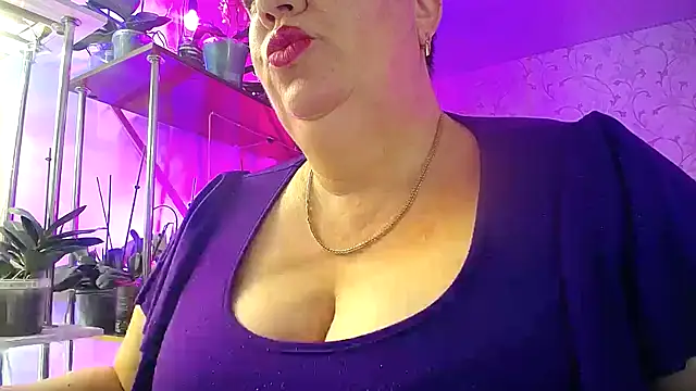 Snapshot of _Sweet_Woman chatting on October 24, 2025, 1:07 pm  Sweet Woman online show from October 24, 2025, 1:07 pm