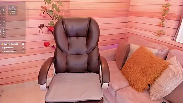 marien thomson  online show from March 1, 2025, 1:22 am