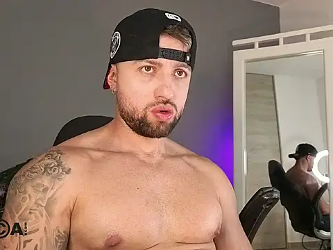 OwenMaximus814 online show from February 23, 2026, 8:17 pm