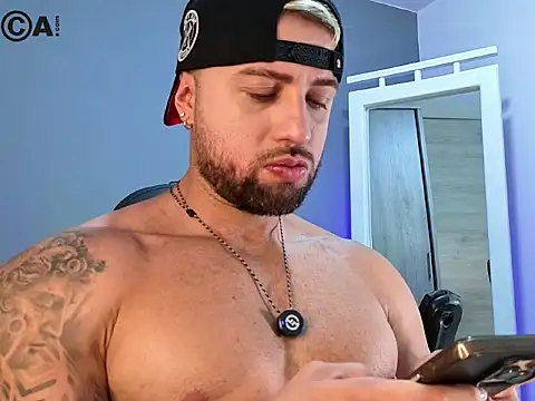 OwenMaximus814 online show from March 22, 2026, 4:21 pm