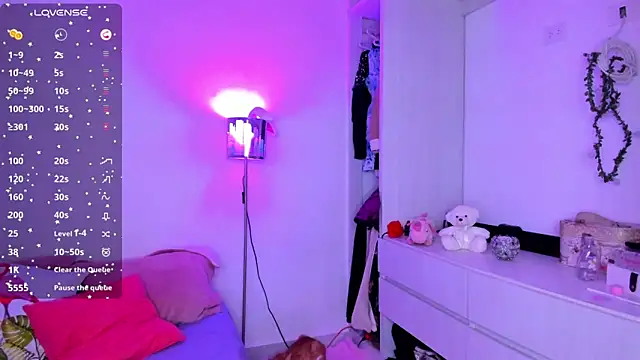 Lunadahia online show from March 31, 2026, 8:15 am