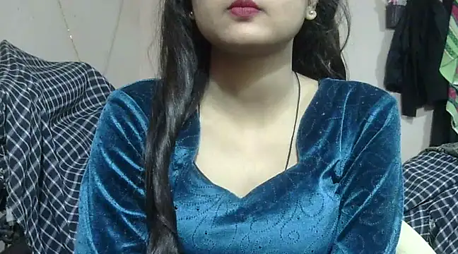 Snapshot of Aayesha chatting on December 5, 2024, 3:59 am Aayesha online show from December 5, 2024, 3:59 am