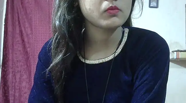 Snapshot of Aayesha chatting on December 25, 2024, 6:19 pm Aayesha online show from December 25, 2024, 6:19 pm