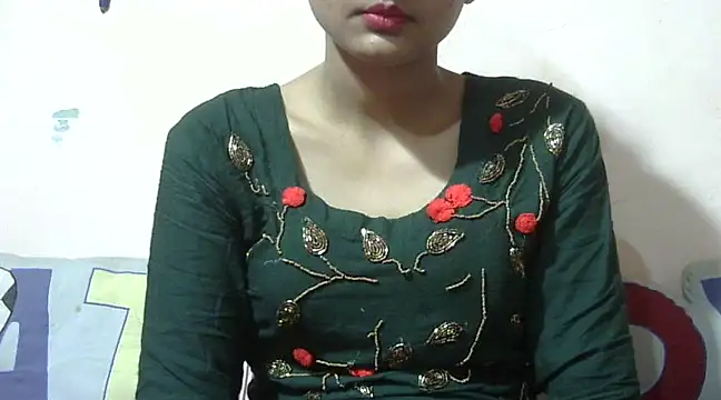 Snapshot of Aayesha chatting on February 14, 2025, 8:52 am Aayesha online show from February 14, 2025, 8:52 am