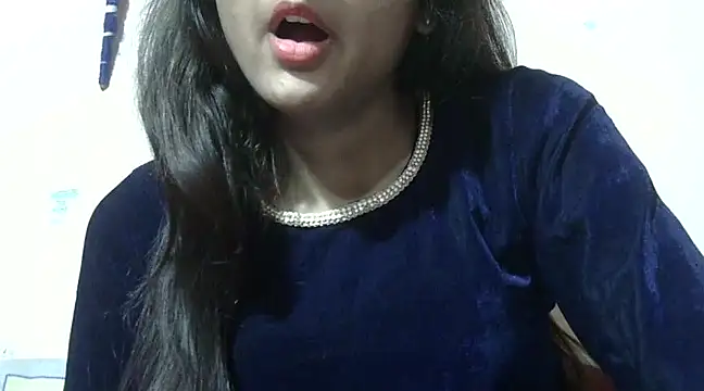 Snapshot of Aayesha chatting on February 17, 2025, 11:09 pm Aayesha online show from February 17, 2025, 11:09 pm