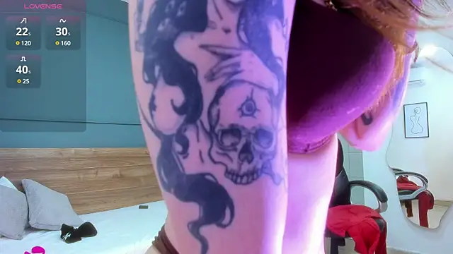 Snapshot of megan_morgan01 chatting on March 22, 2025, 2:36 pm megan morgan01 online show from March 22, 2025, 2:36 pm