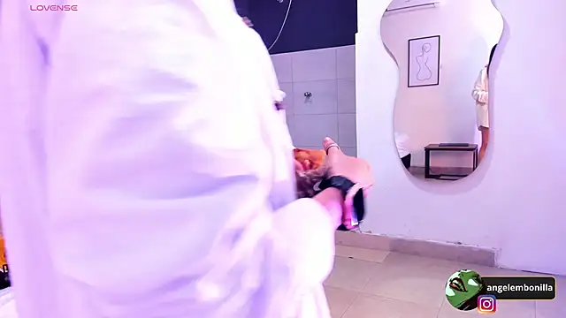 Snapshot of megan_morgan01 chatting on November 22, 2025, 12:15 pm megan morgan01 online show from November 22, 2025, 12:15 pm