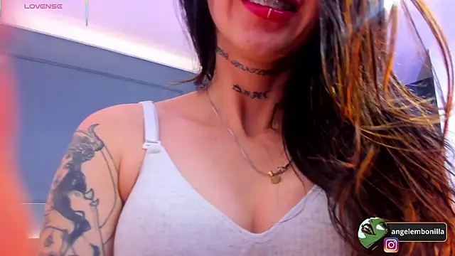 Snapshot of megan_morgan01 chatting on November 26, 2025, 12:28 pm megan morgan01 online show from November 26, 2025, 12:28 pm