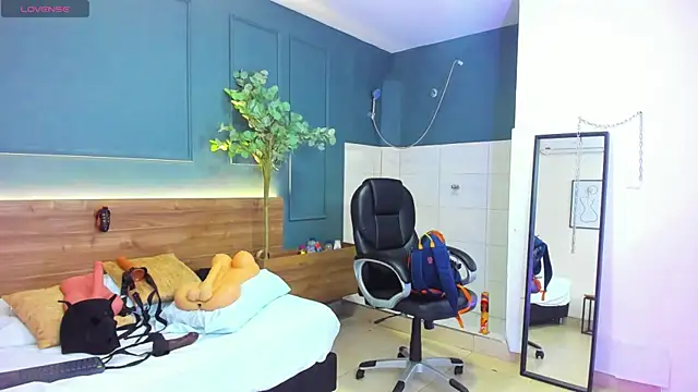 Snapshot of megan_morgan01 chatting on January 14, 2026, 12:00 pm megan morgan01 online show from January 14, 2026, 12:00 pm