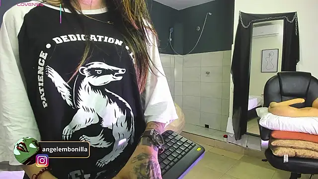 Snapshot of megan_morgan01 chatting on March 14, 2026, 11:15 am megan morgan01 online show from March 14, 2026, 11:15 am