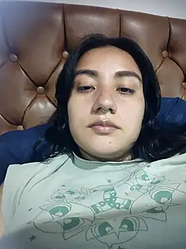 Hellen Alex online show from April 7, 2026, 2:17 pm