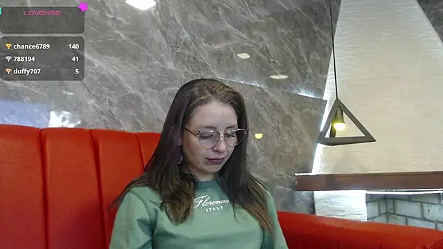  isaabellaa online show from March 18, 2025, 5:31 pm