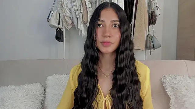 Sweetnaughtygirl  online show from March 8, 2026, 12:52 am