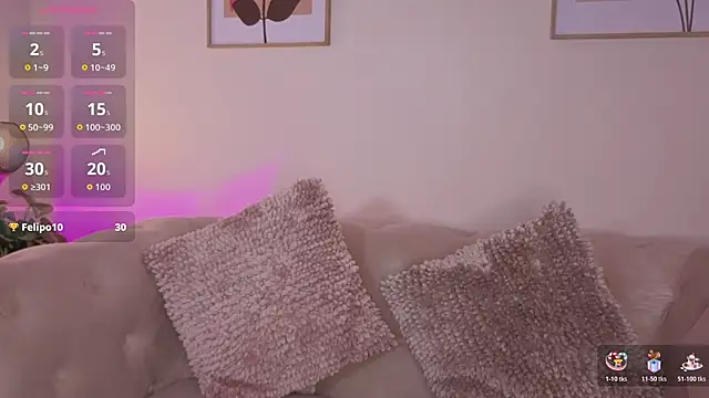 Snapshot of DahianaWalcott chatting on November 6, 2025, 9:26 pm DahianaWalcott online show from November 6, 2025, 9:26 pm