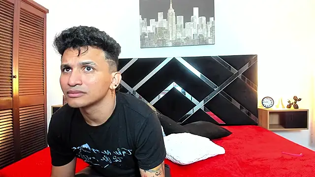 toyboys1 online show from April 16, 2026, 4:13 am