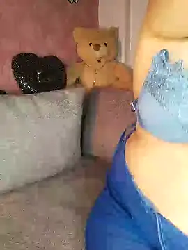 Cat Sharisa online show from January 22, 2025, 6:41 pm