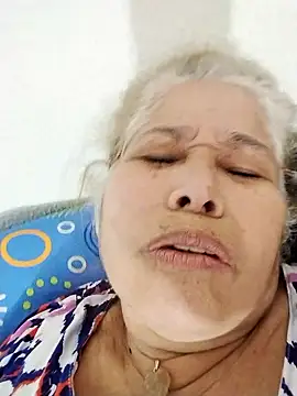 girl amada online show from September 23, 2025, 8:56 pm