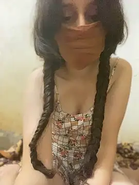 Chahrazad66 online show from October 12, 2025, 12:53 am