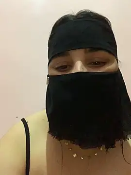 Snapshot of Miss-Soka chatting on December 20, 2024, 6:35 pm Miss-Soka online show from December 20, 2024, 6:35 pm