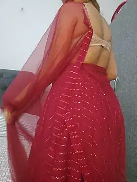 Awesomelusty online show from February 4, 2026, 6:25 pm