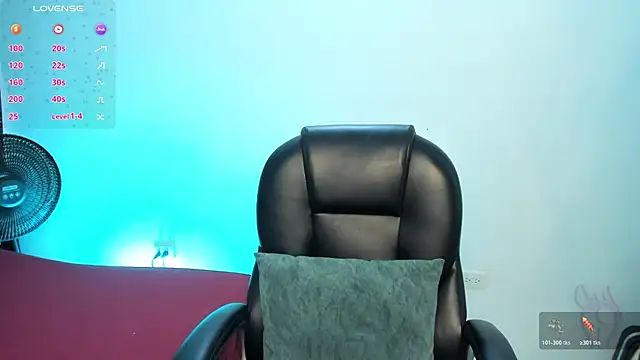 Snapshot of Adhara-zanne chatting on June 28, 2026, 9:32 pm Adhara-zanne online show from June 28, 2026, 9:32 pm