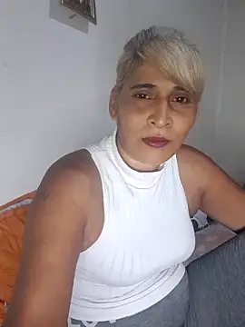 Goodgirlsue 77 online show from February 3, 2026, 5:51 pm