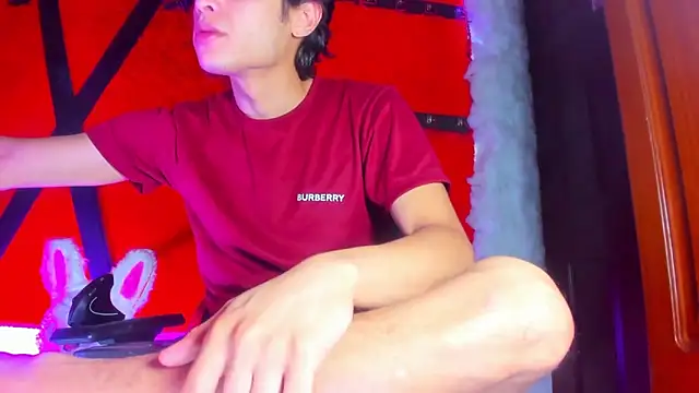 LilOwen  online show from March 27, 2026, 4:29 pm