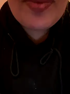 Snapshot of Samarr_9and chatting on December 2, 2024, 3:47 pm Samarr 9and online show from December 2, 2024, 3:47 pm