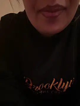 Snapshot of Samarr_9and chatting on December 18, 2024, 9:47 am Samarr 9and online show from December 18, 2024, 9:47 am